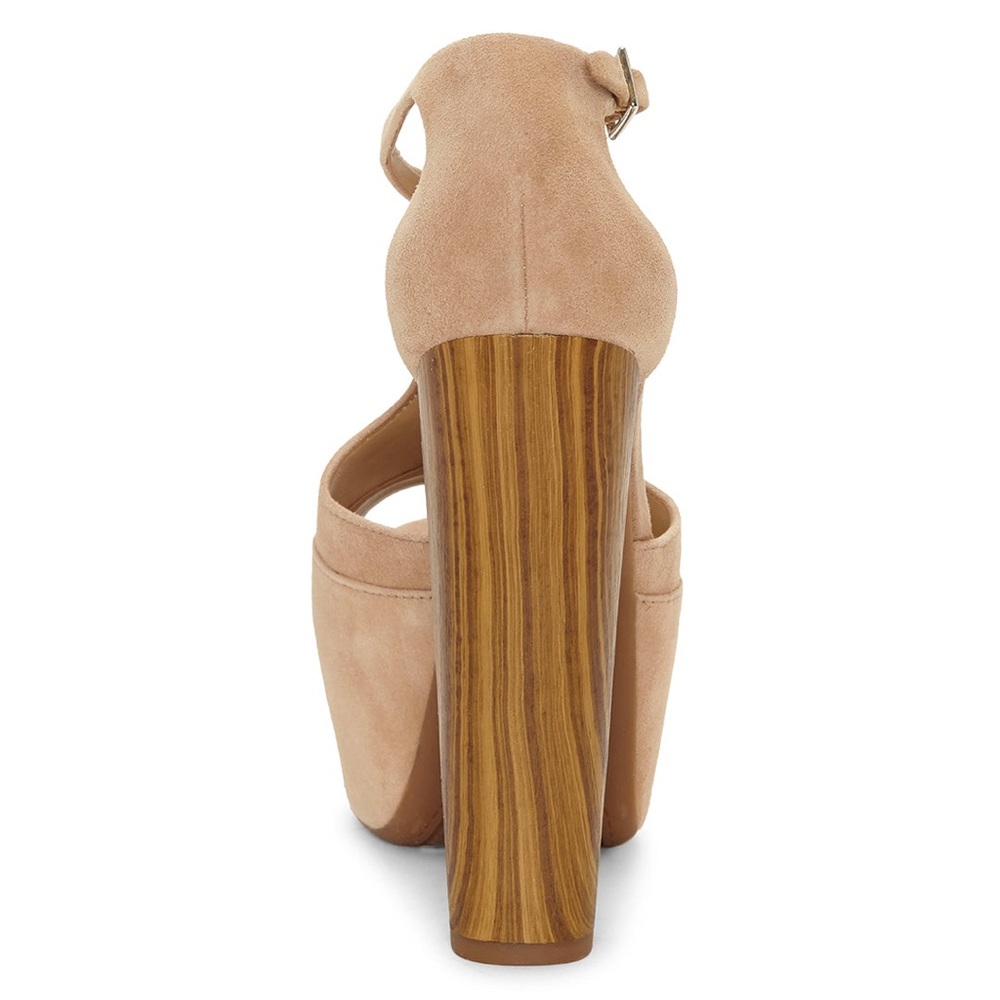NWOB Chunky Platform Heels ✨ - Picture 3 of 7